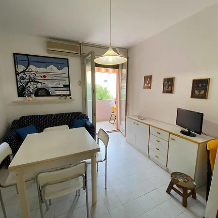With Pool In 57996 Rosolina Mare
